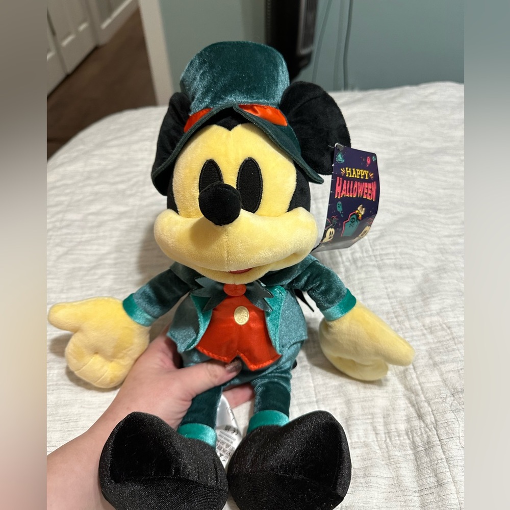 2023 Halloween Mickey Plush